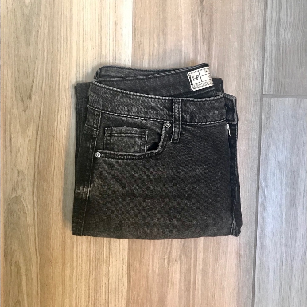 Free People crop jeans | 28